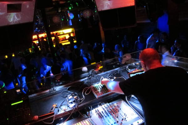 brendon moeller live