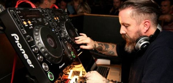 Andrew Weatherall live