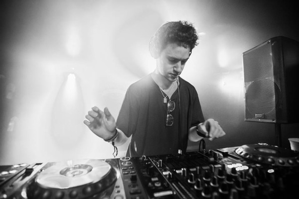 justin jay live photo