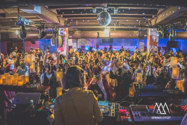 Minimal Effort Halloween 15