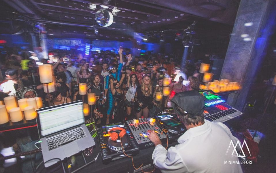 Rodriguez Jr. performing during Minimal Effort: Halloween 2015