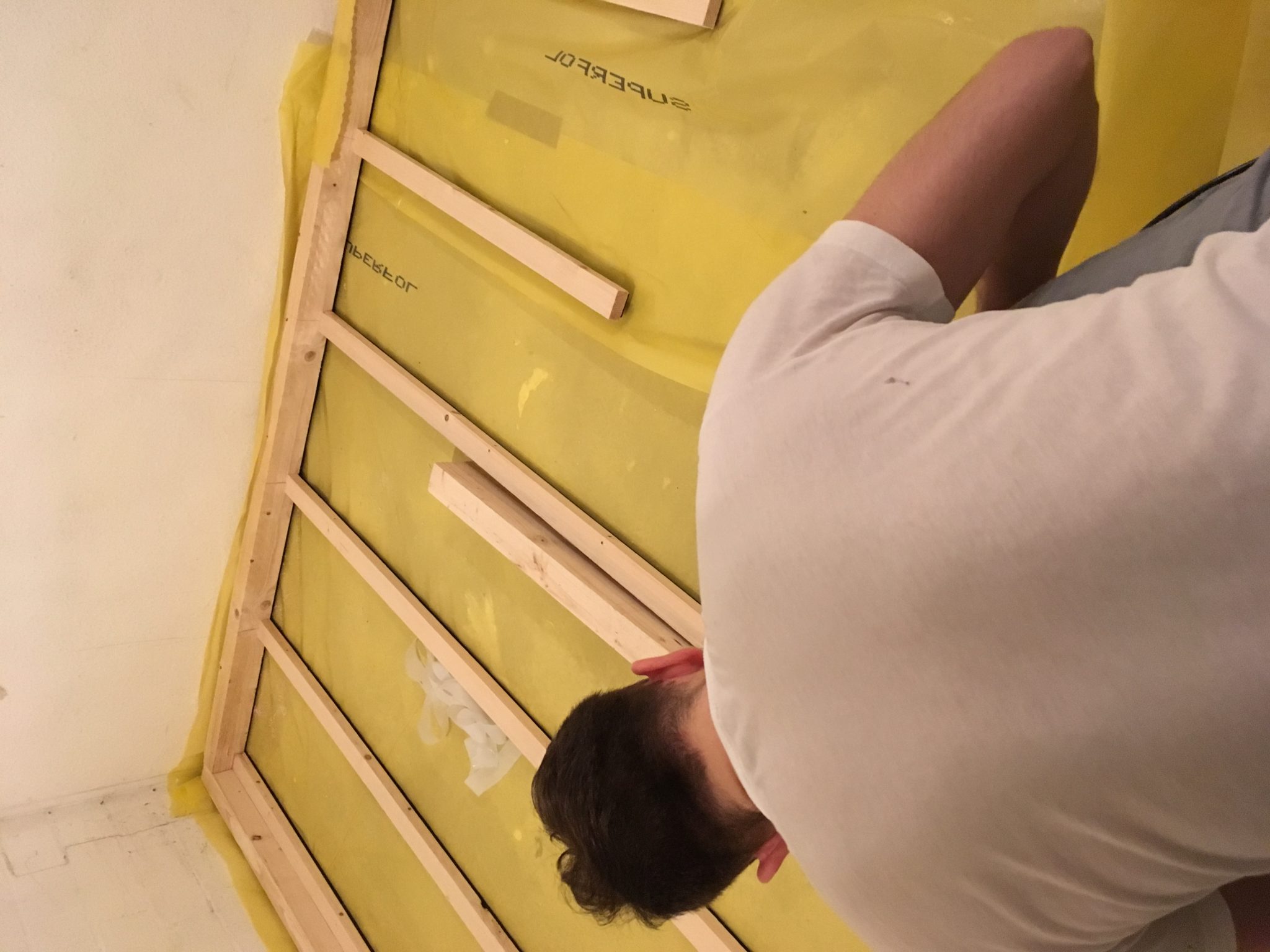 The whole floor construction stands on 10mm neoprene rubber. Nothing is touching the walls. Decoupling the studio room is the big task.