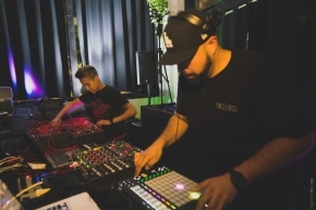 Trovarsi & Shaun Cruda