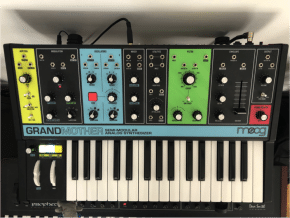 Moog Grandmother