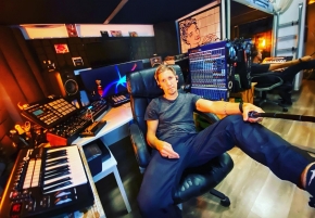 Flug Launches Existentia Music