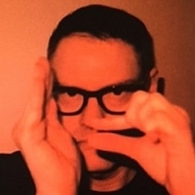 Premiere: William Trilogy "Livin It"