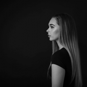 Natasha Feel No Pain Techno