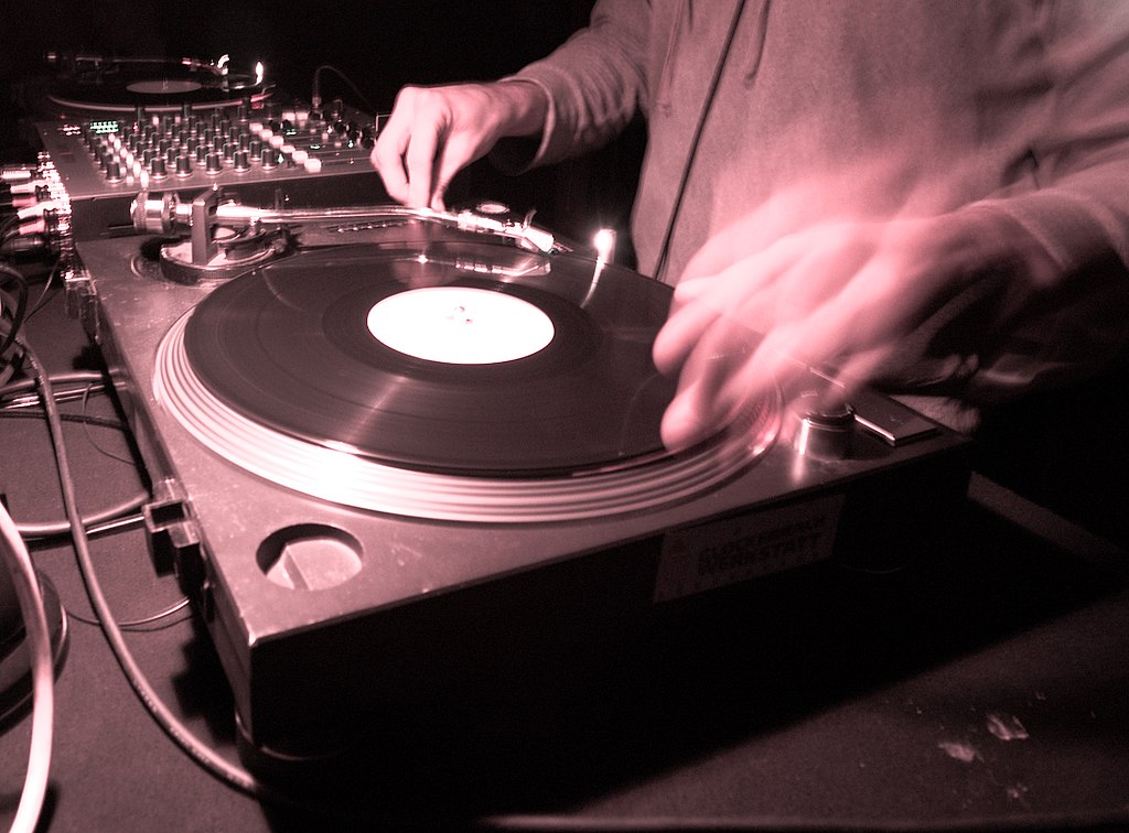 house techno 30 year